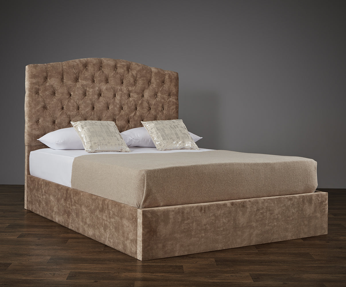 Roma Bed