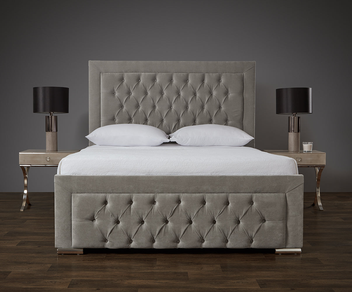 Roselyn Bed - Silver Naples